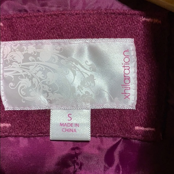 Wine Colored winter coat EUC - Picture 6 of 9